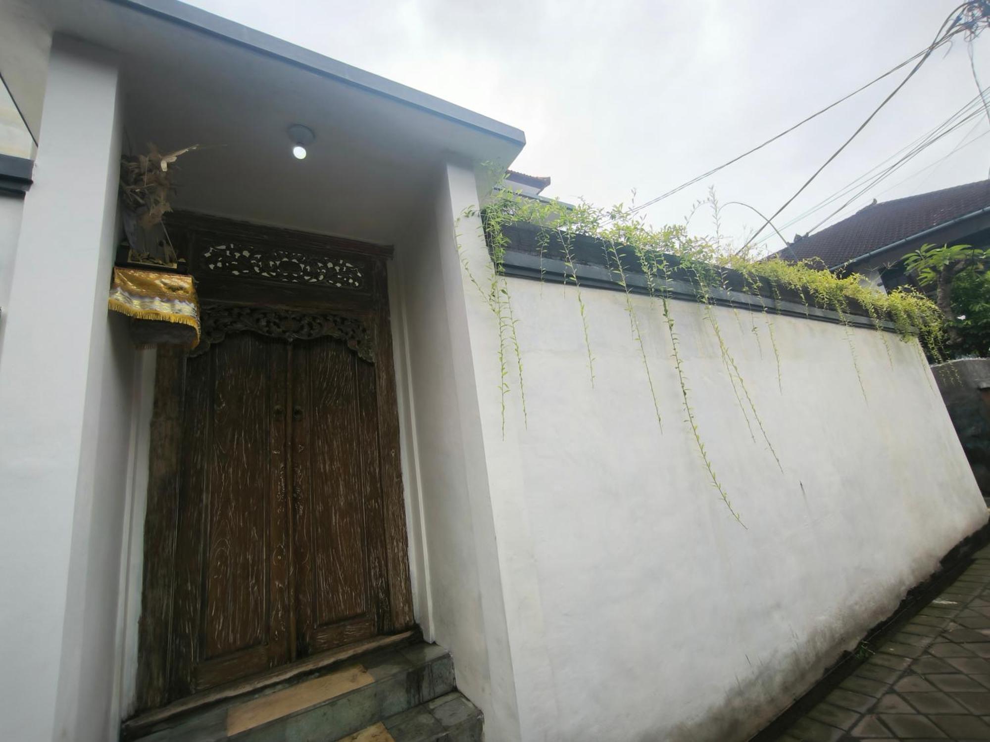 Ken Ken Guest House سمينياك المظهر الخارجي الصورة