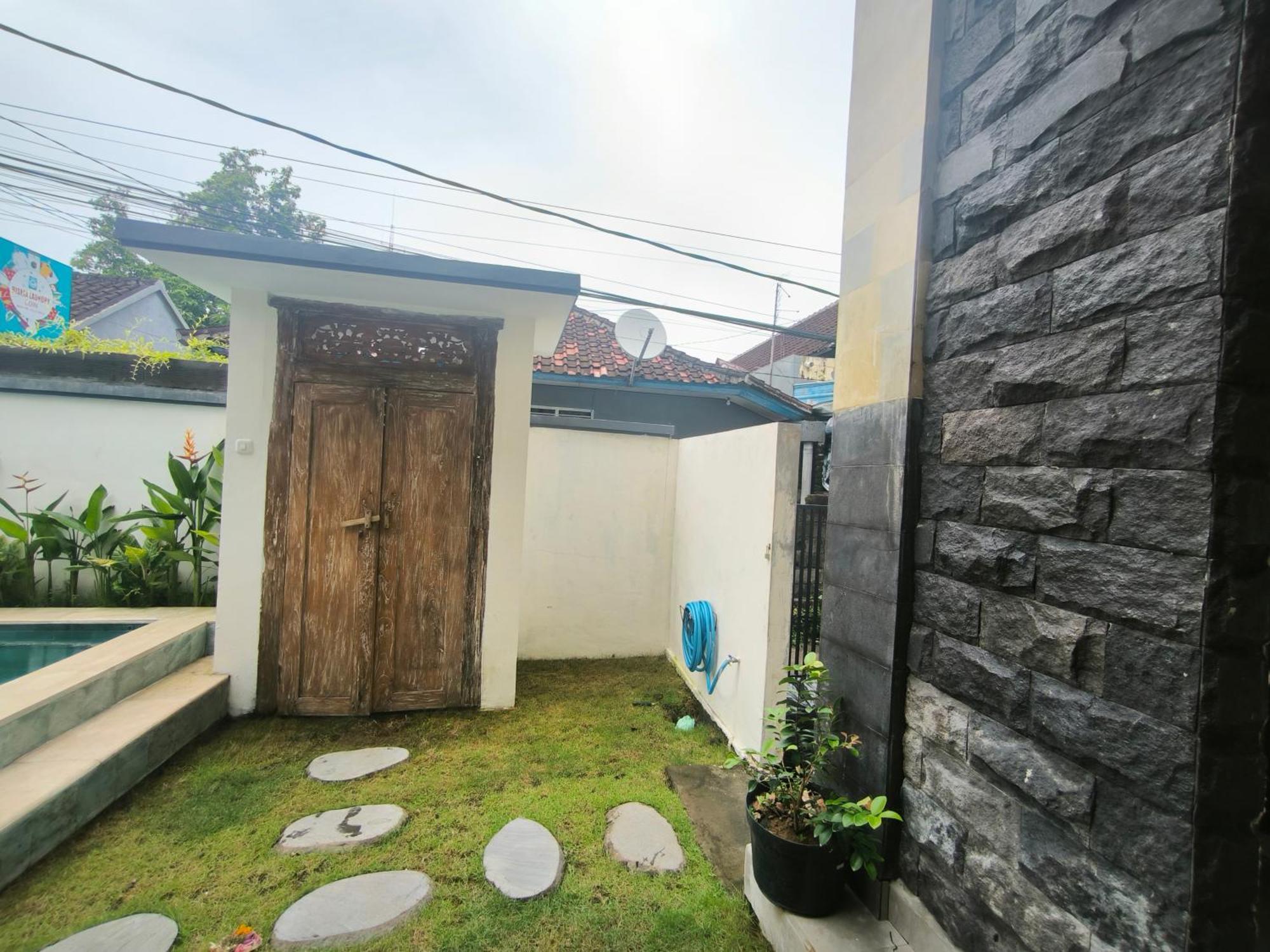 Ken Ken Guest House سمينياك المظهر الخارجي الصورة