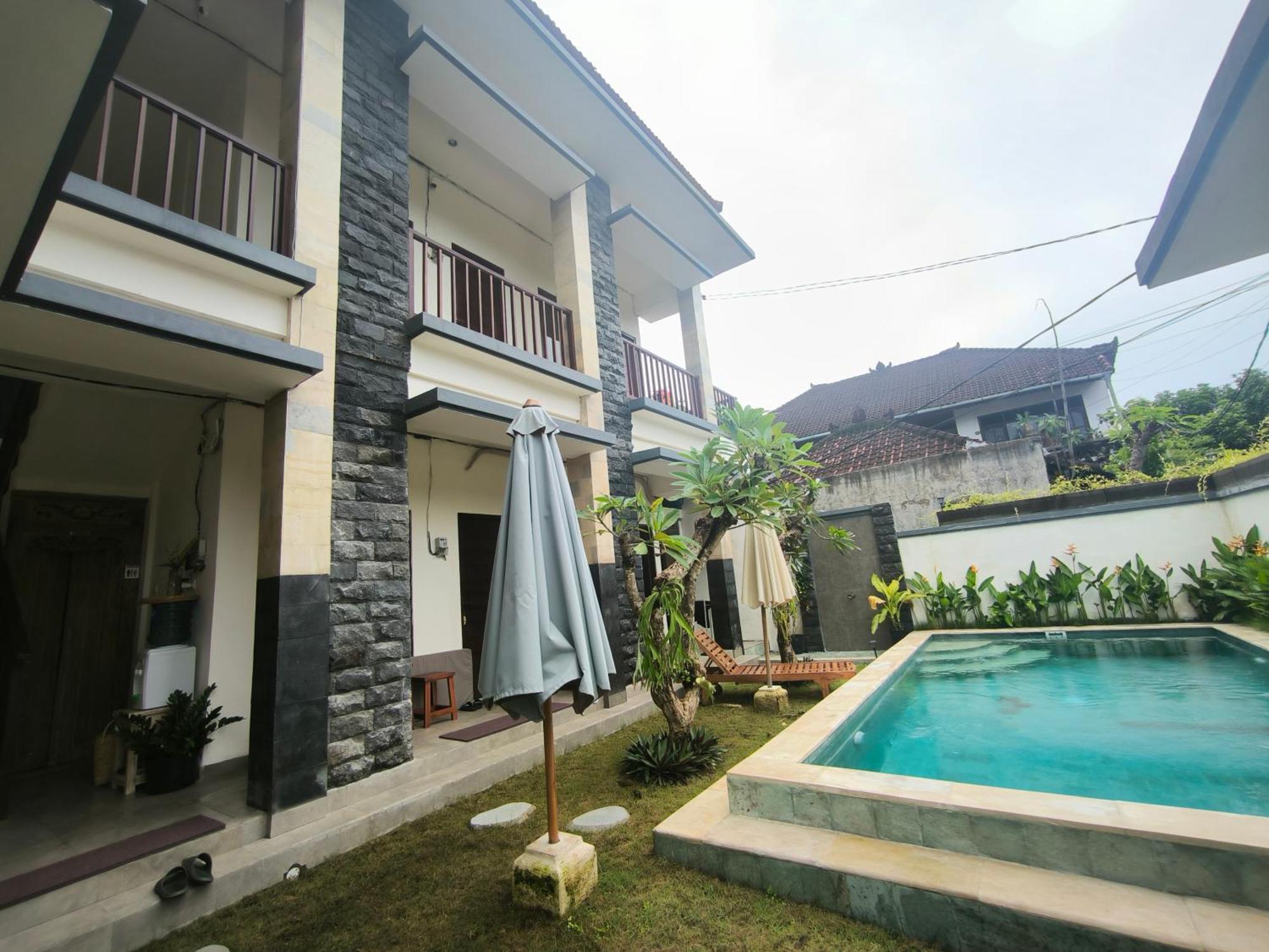 Ken Ken Guest House سمينياك المظهر الخارجي الصورة