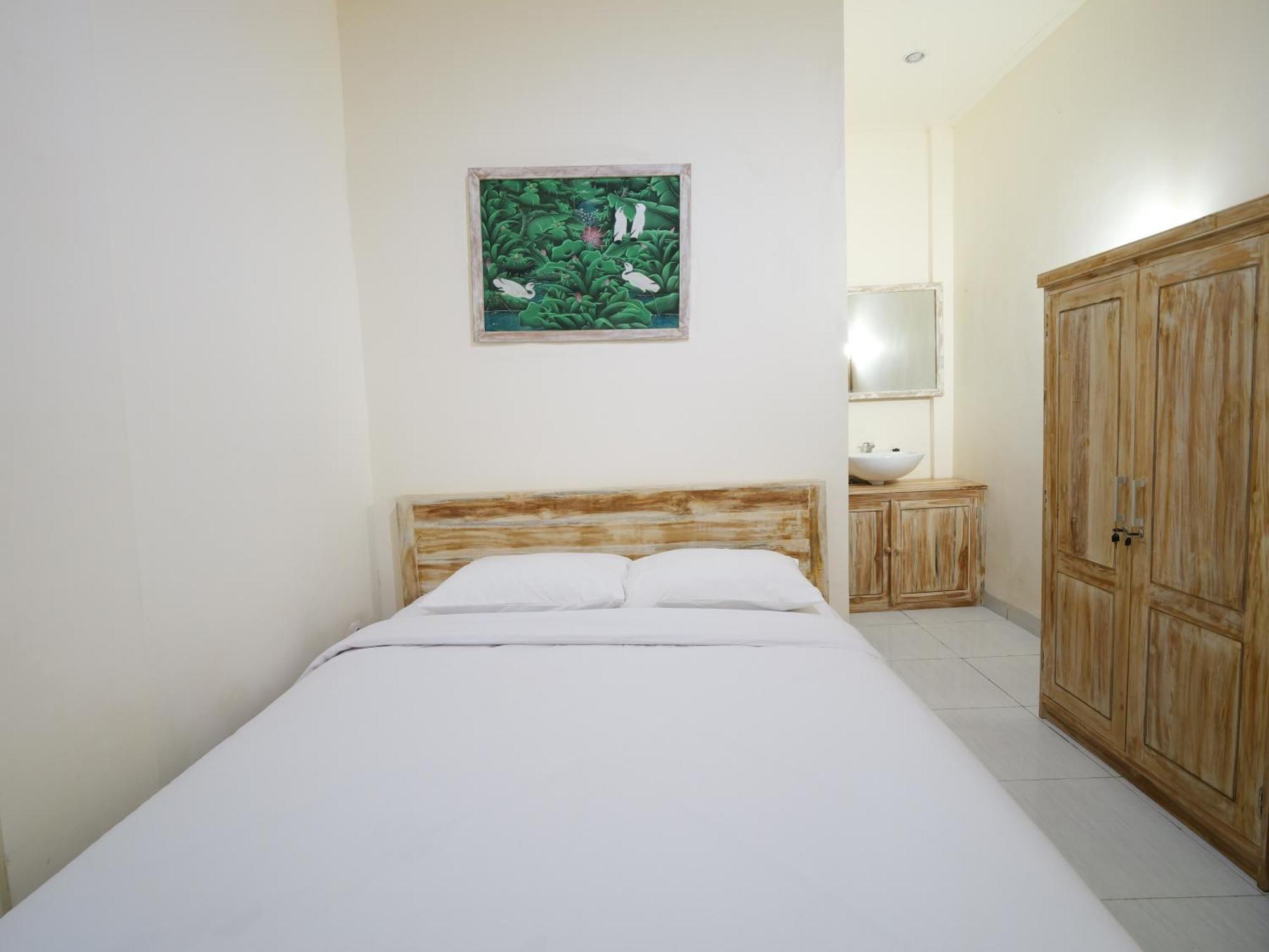 Ken Ken Guest House سمينياك المظهر الخارجي الصورة